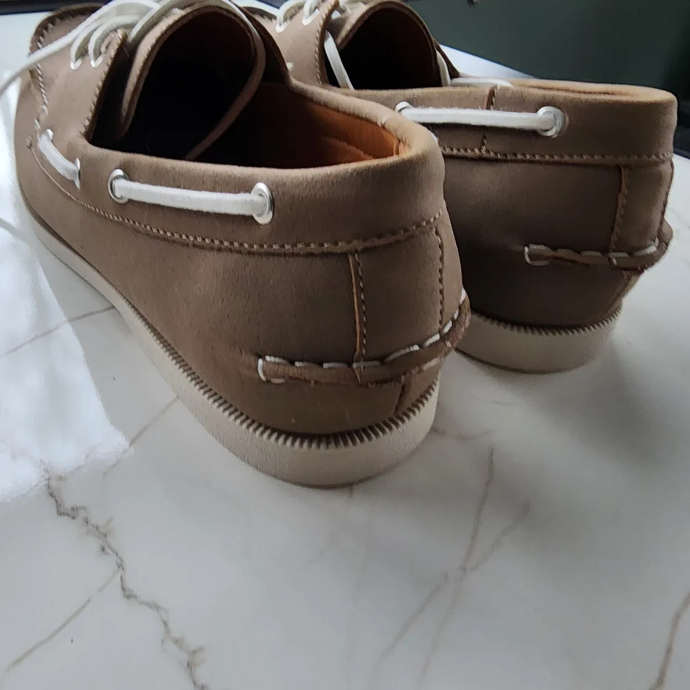 Men's Tan Boat Shoes